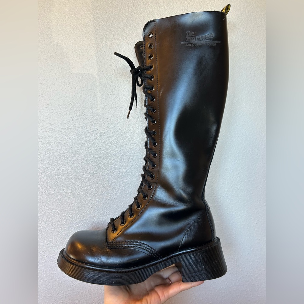 Vintage 90s MIE Dr. Martens Black 1420 Chunky
Square Toe 20 Eye Boot UK 5 US 7 - Picture 1 of 15